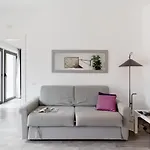 Rhome Accomodation